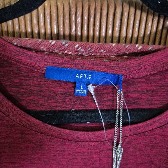 Short sleeve top - Picture 2 of 2